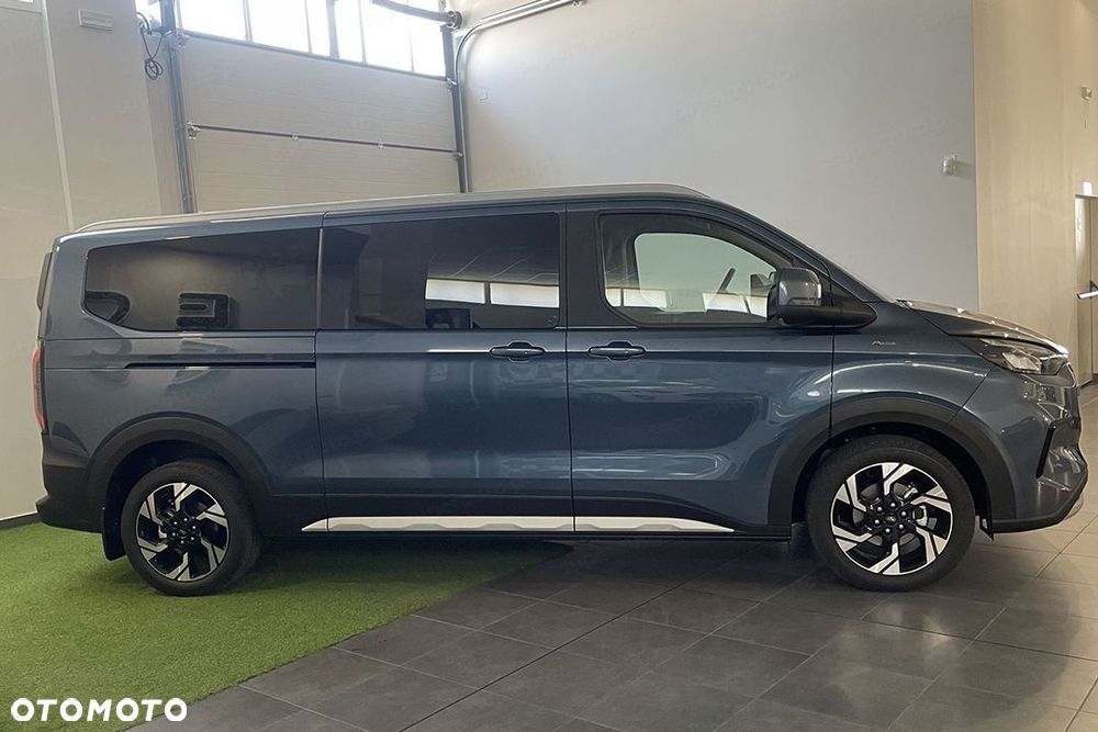 Ford Tourneo Custom - 6