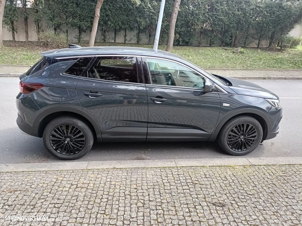 Opel Grandland X 1.2 T GS Line - 1