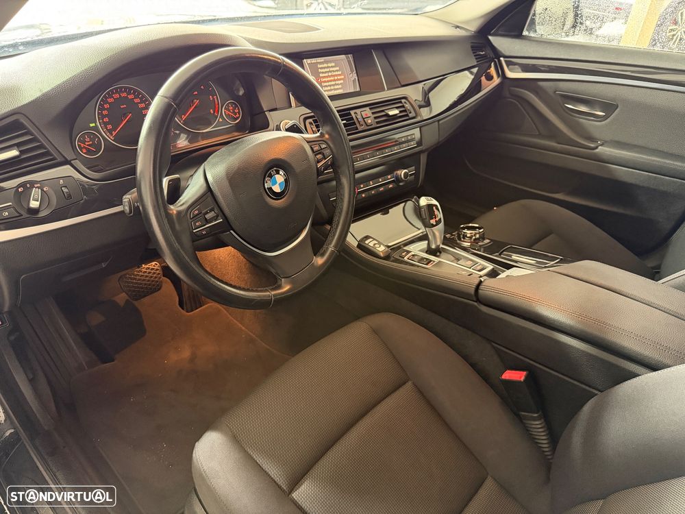BMW 520 d Line Luxury Auto - 10