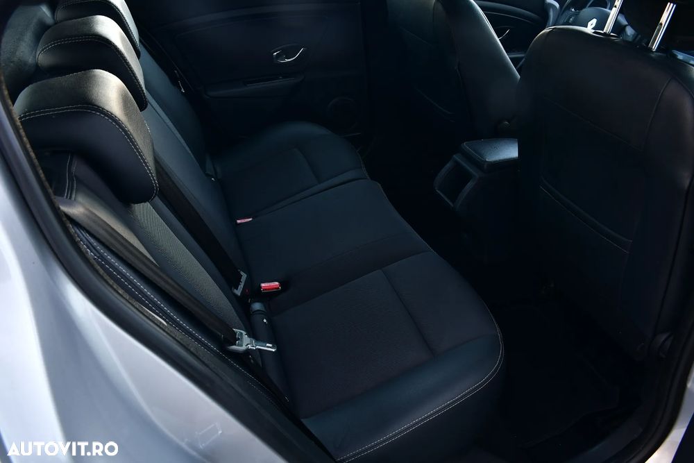 Renault Megane 1.5 dCi Expression - 13