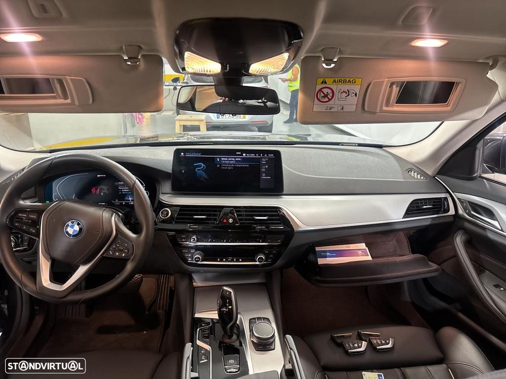 BMW 530 e - 7