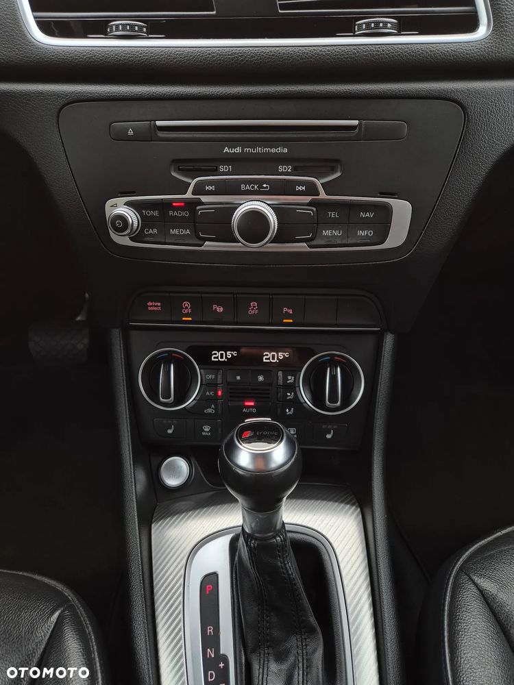 Audi Q3 2.0 TFSI Quattro S tronic design - 17