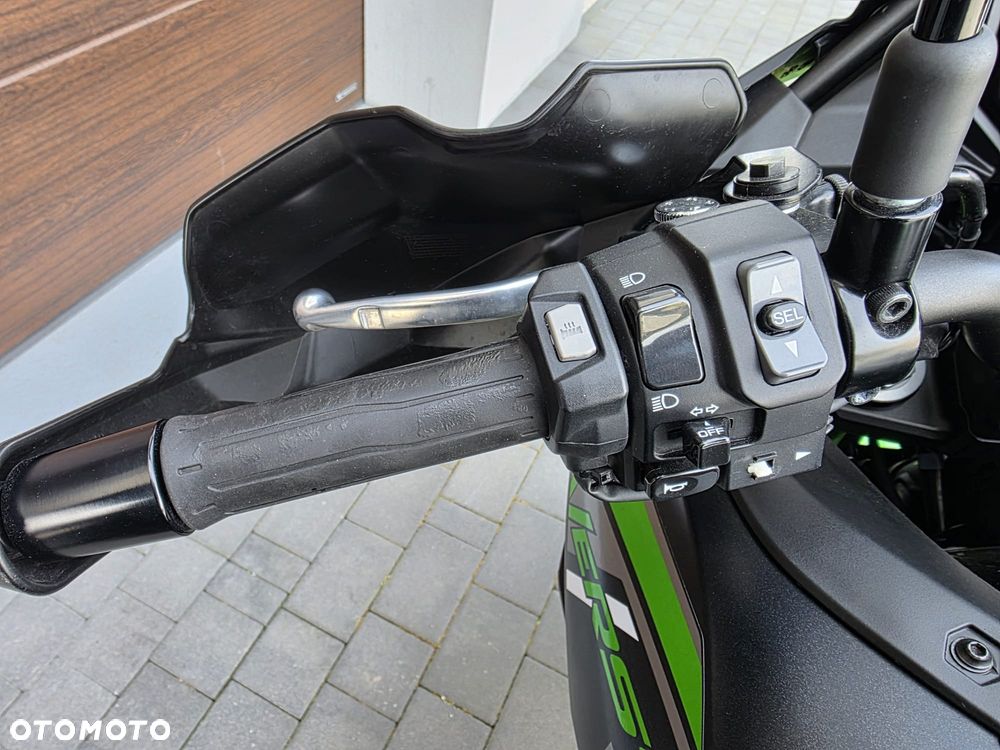 Kawasaki Versys 650 - 9