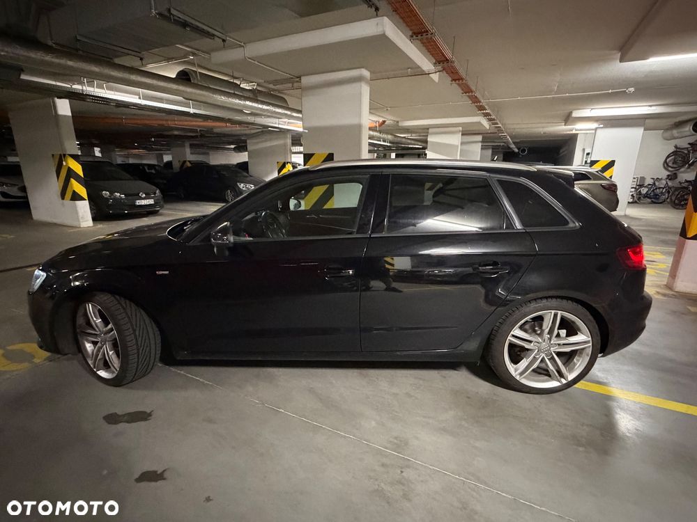 Audi A3 Sportback 2.0 TDI Attraction S tronic - 32