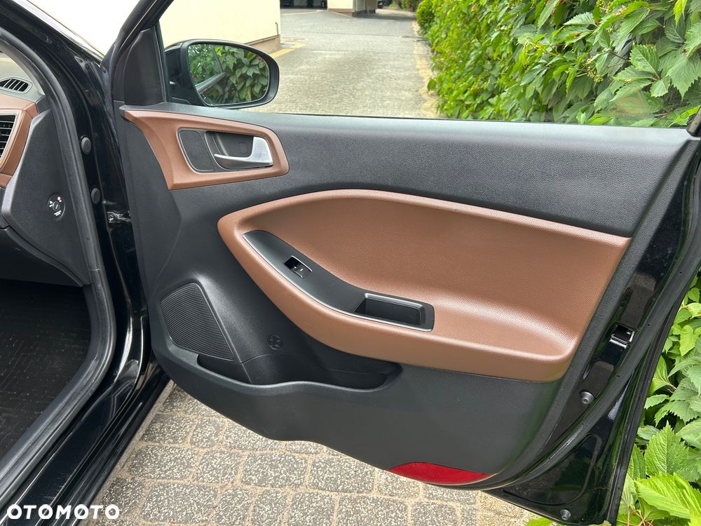 Hyundai i20 1.4 Trend - 27