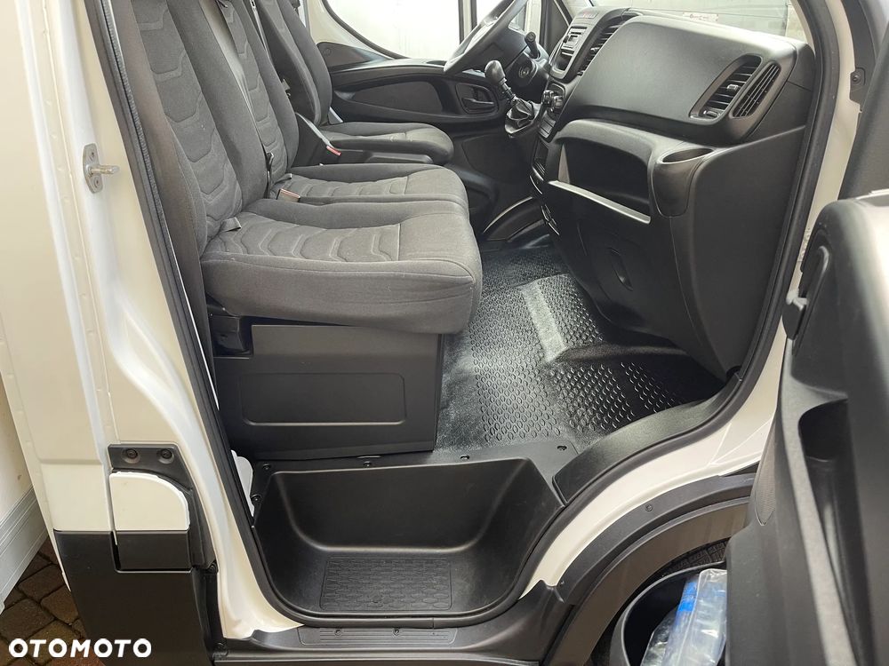 Iveco Daily 3,0 Izoterma Winda - 22