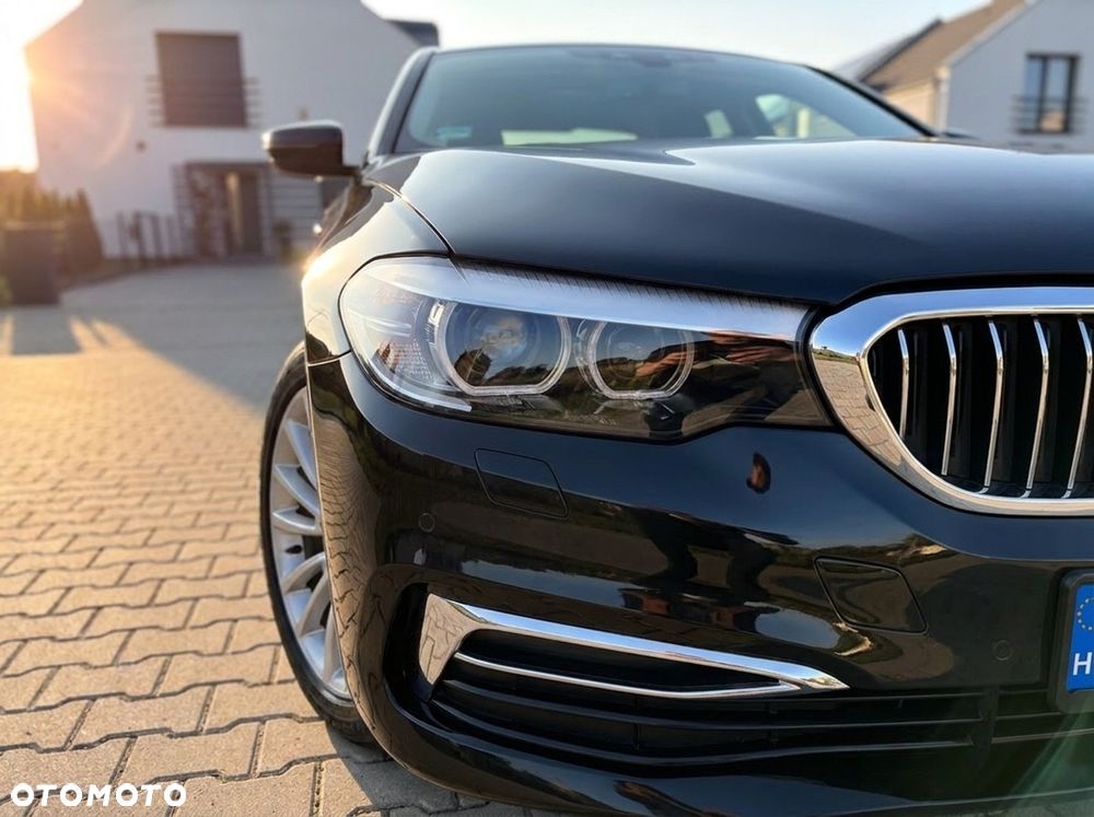 BMW Seria 5 520d xDrive Luxury Line - 3