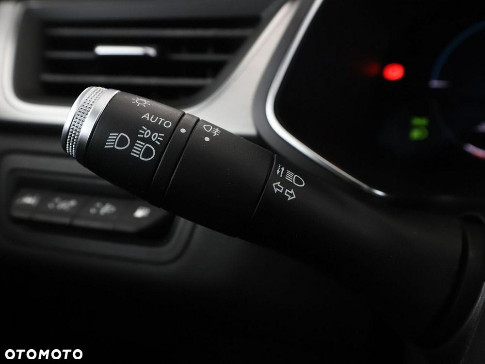 Renault Captur E-TECH 160 INTENS - 37