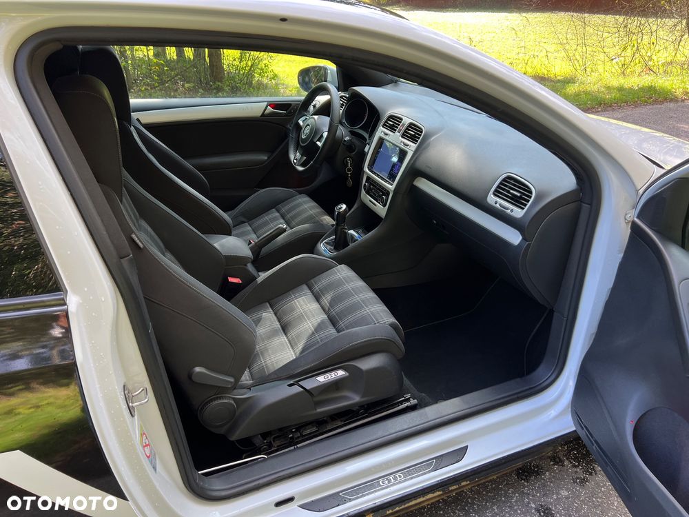 Volkswagen Golf VI 2.0 TDI GTD - 19