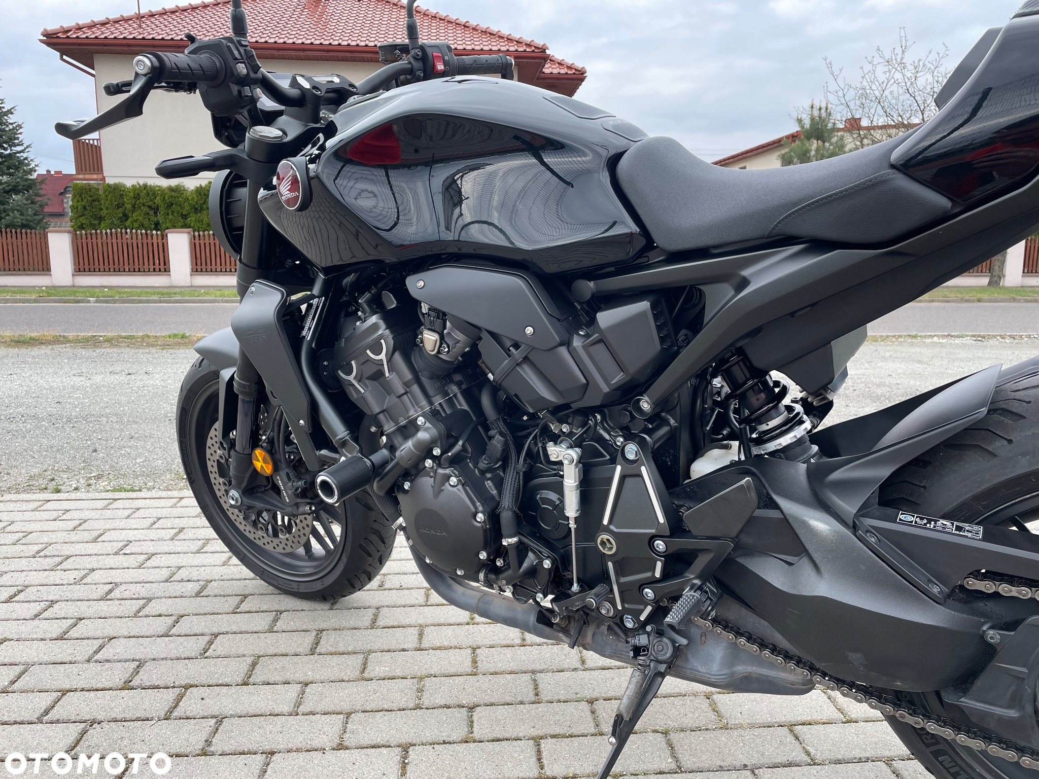 Honda CB - 7