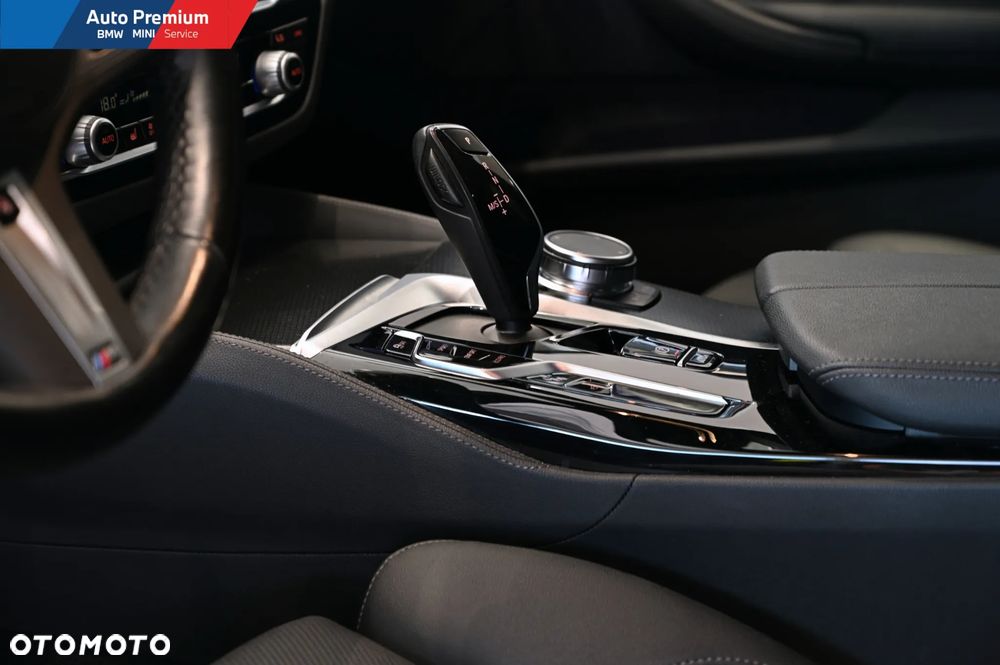 BMW Seria 5 520d xDrive mHEV sport - 7