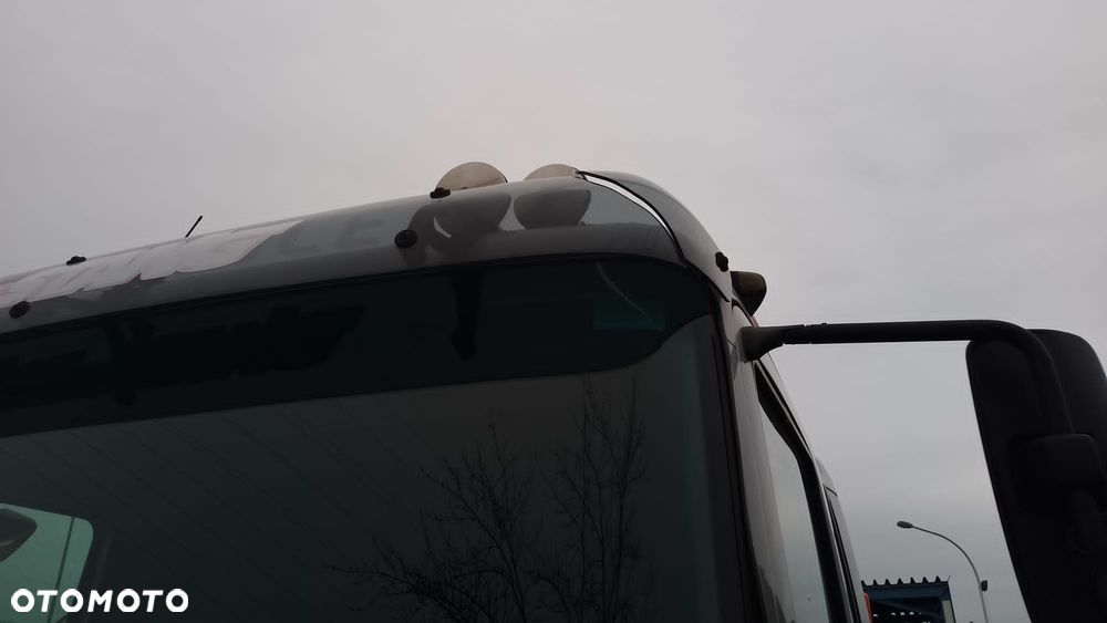 Mercedes-Benz 18 225 - 12