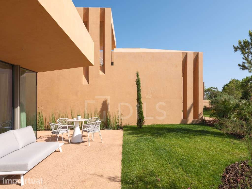Apartamento T1 com terraço e estacionamento em Palmares - Grande imagem: 2/89