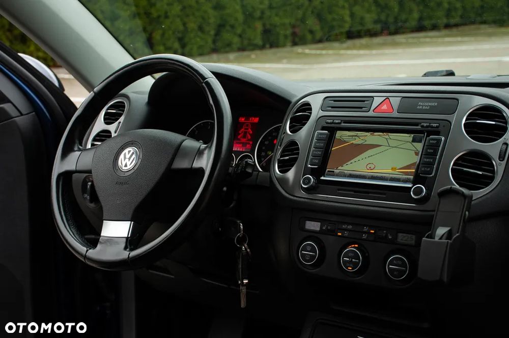 Volkswagen Tiguan 2.0 TDI DPF 4Motion DSG Sport & Style - 36