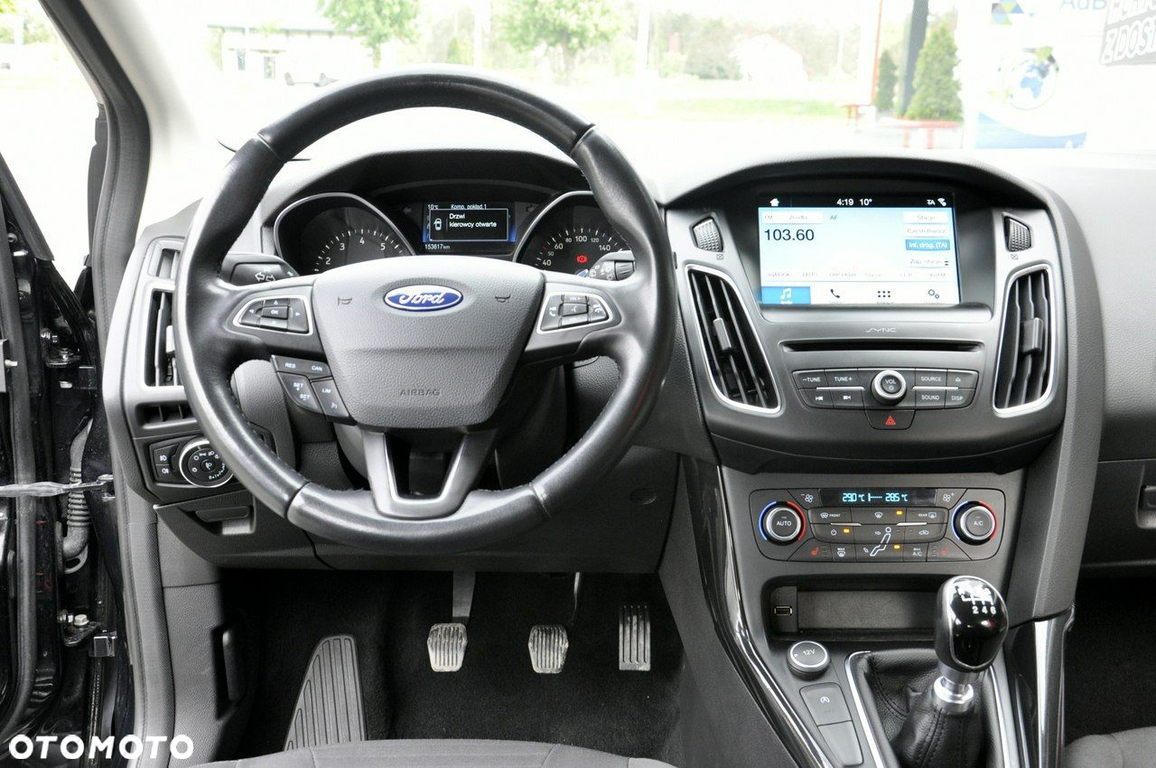 Ford Focus Turnier 1.5 EcoBoost Start-Stopp-System TITANIUM - 33