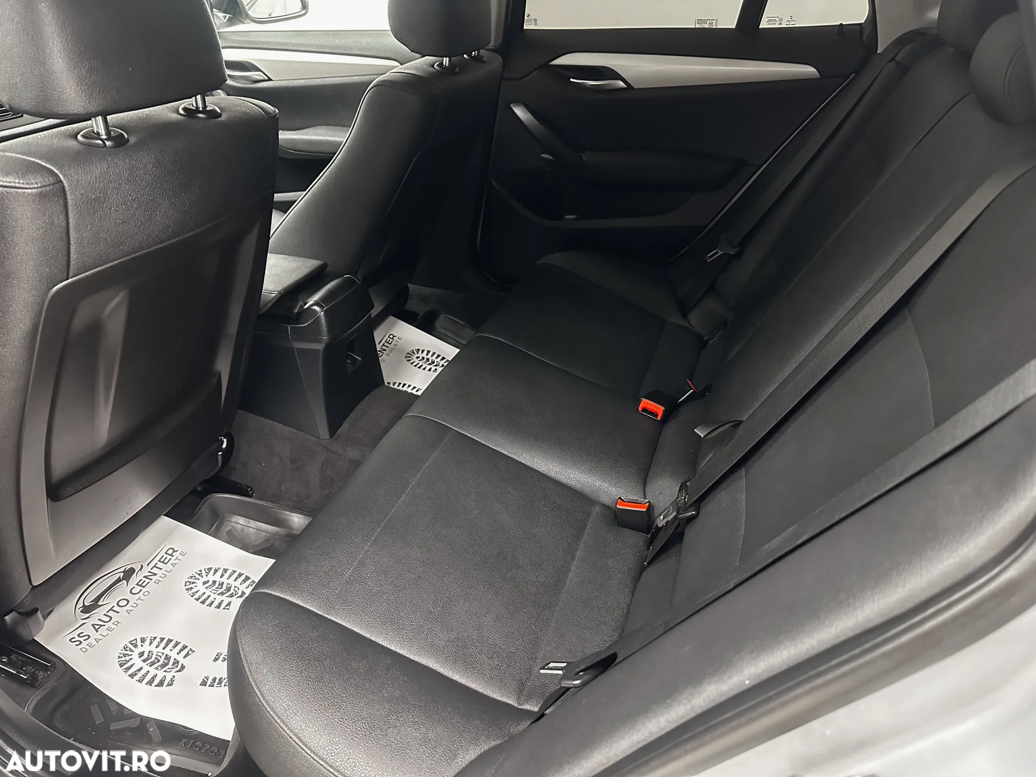 BMW X1 xDrive18d - 15
