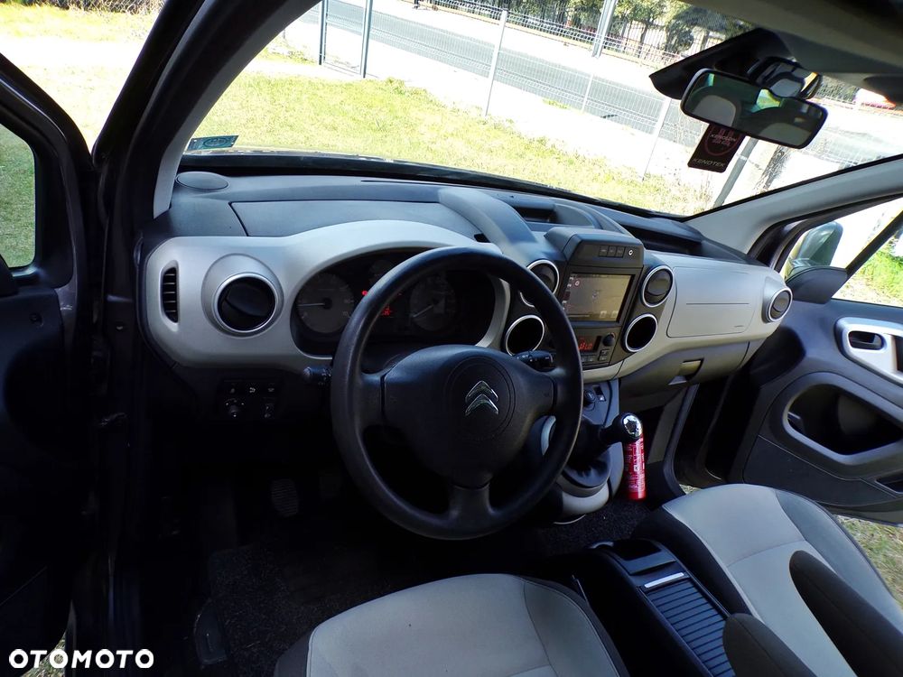 Citroën Berlingo Multispace PureTech 110 SHINE - 15