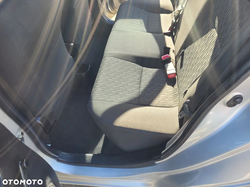 Toyota Yaris 1.0 VVT-i Cool - 23