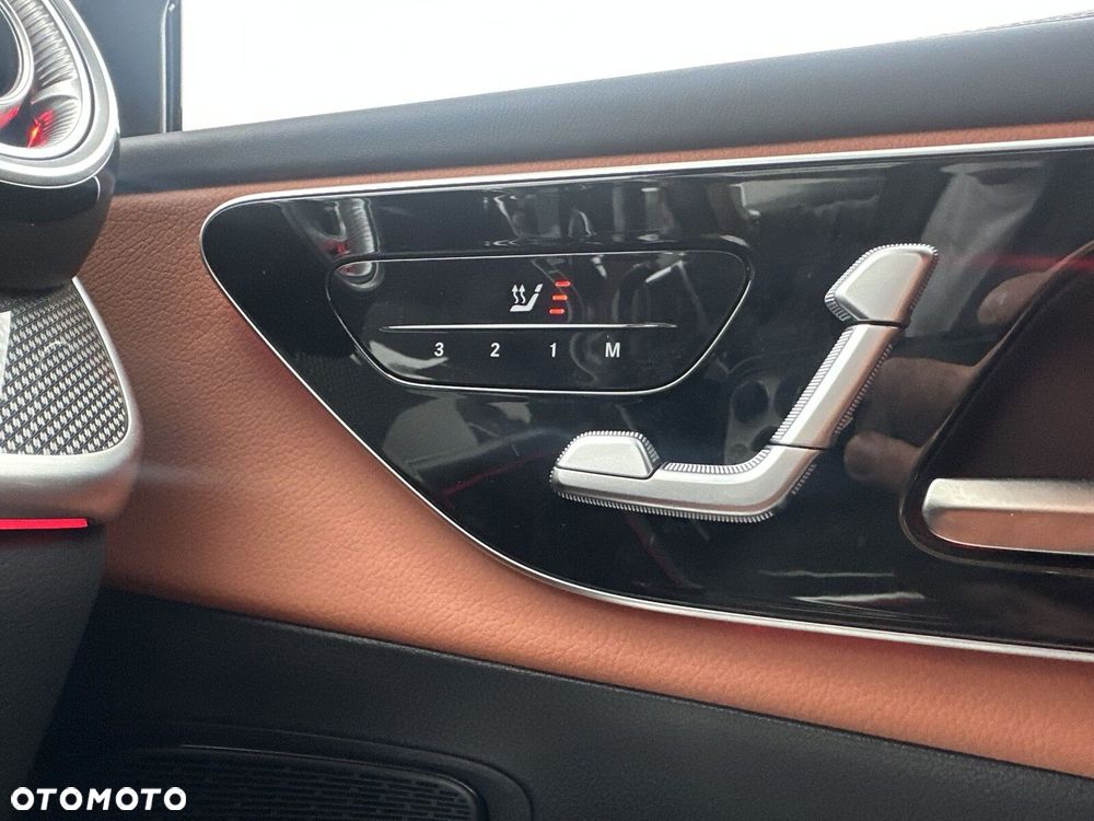 Mercedes-Benz GLC 220 d mHEV 4-Matic AMG Line - 23