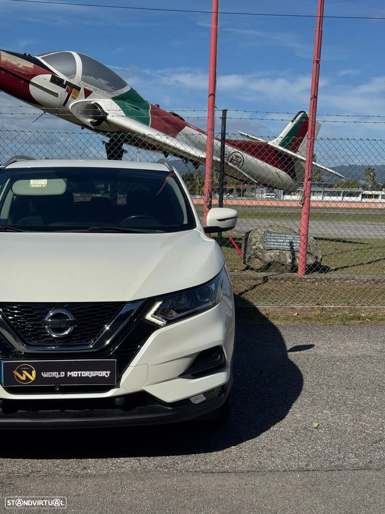 Nissan Qashqai 1.5 dCi N-Connecta J18+Led - 39