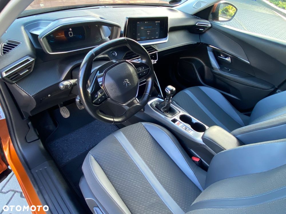 Peugeot 2008 1.5 BlueHDi Allure S&S - 38