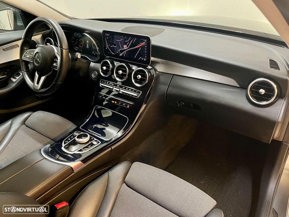 Mercedes-Benz C 300 de Avantgarde - 40