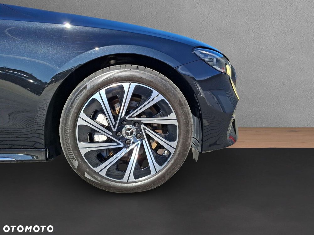 Mercedes-Benz Klasa E - 16