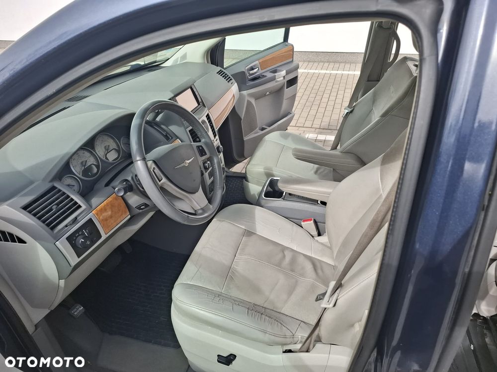 Chrysler Town & Country 4.0 Limited - 5
