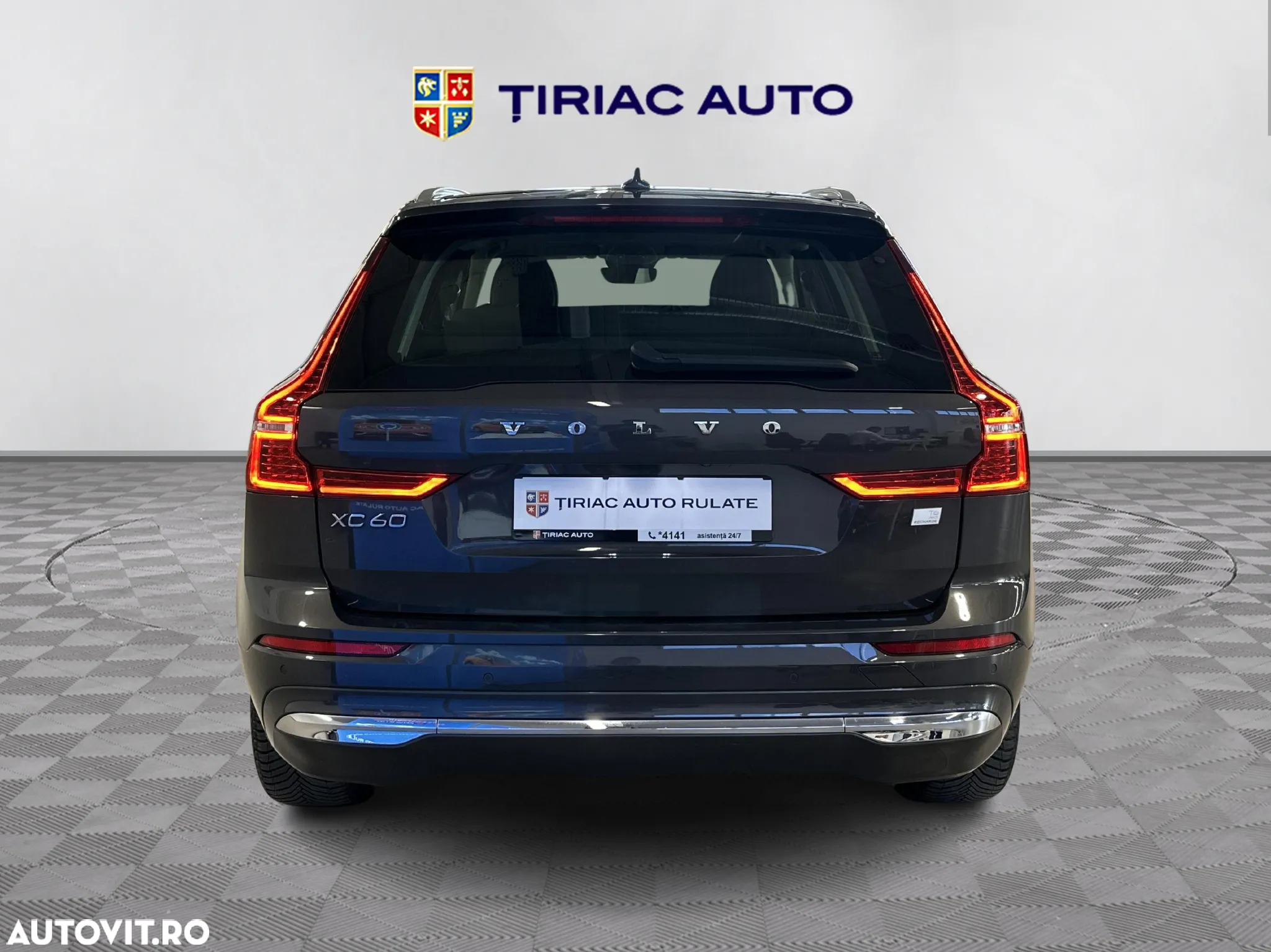 Volvo XC 60 T6 AWD Recharge Geartronic Inscription - 4