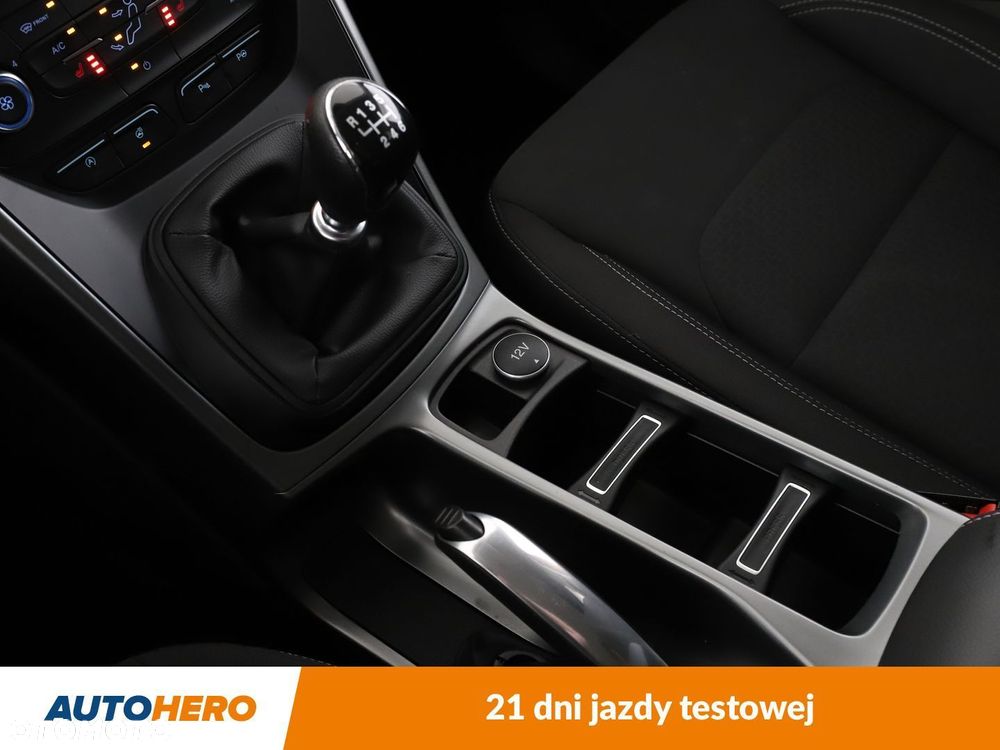 Ford Kuga - 23