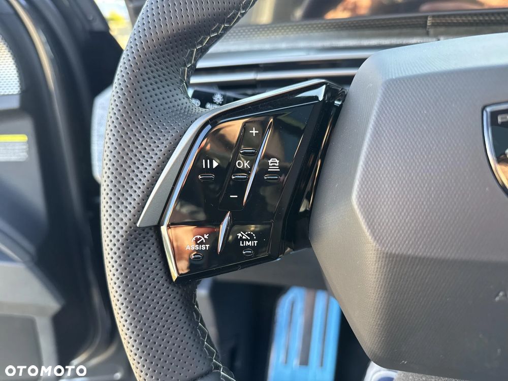 Peugeot 408 HYBRID 145 e-DSC6 GT - 40