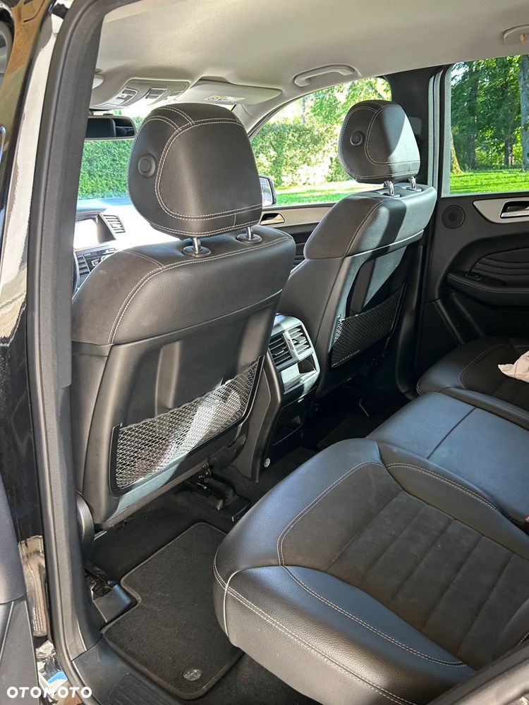 Mercedes-Benz ML 350 BlueTec 4-Matic - 10