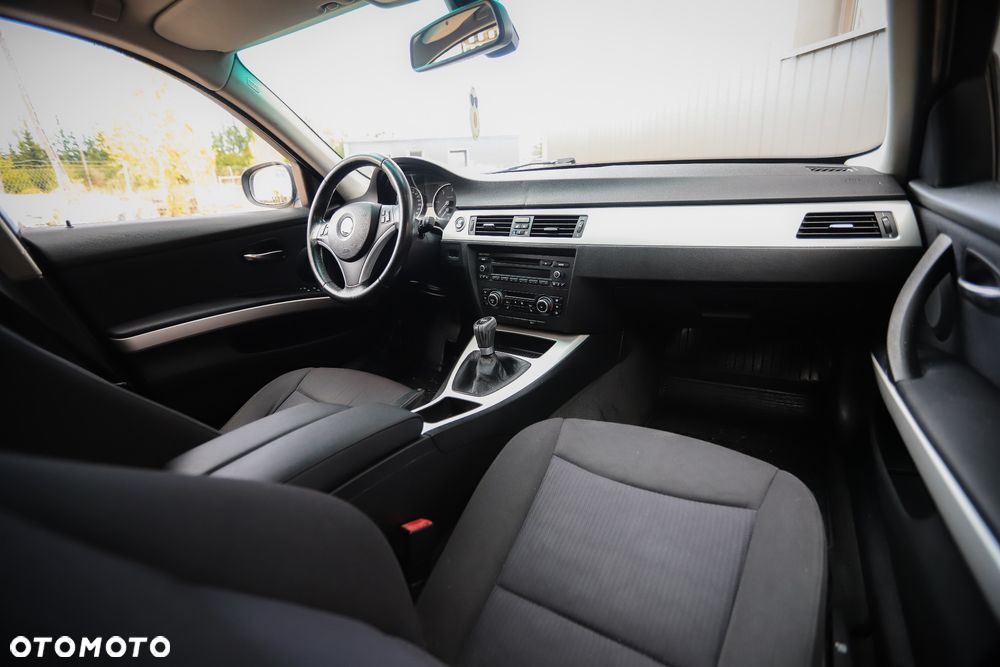 BMW Seria 3 - 14