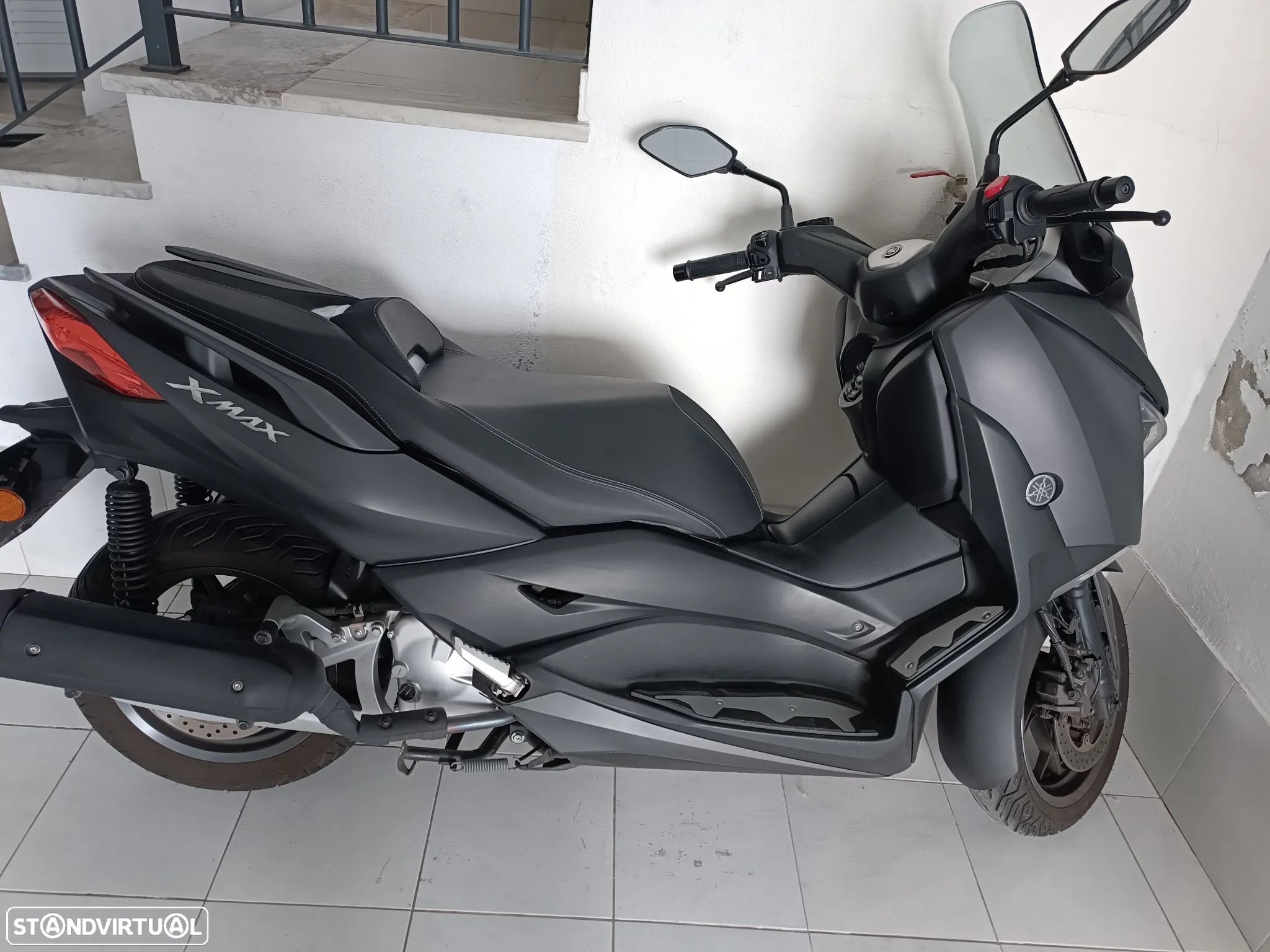 Yamaha X-Max - 4