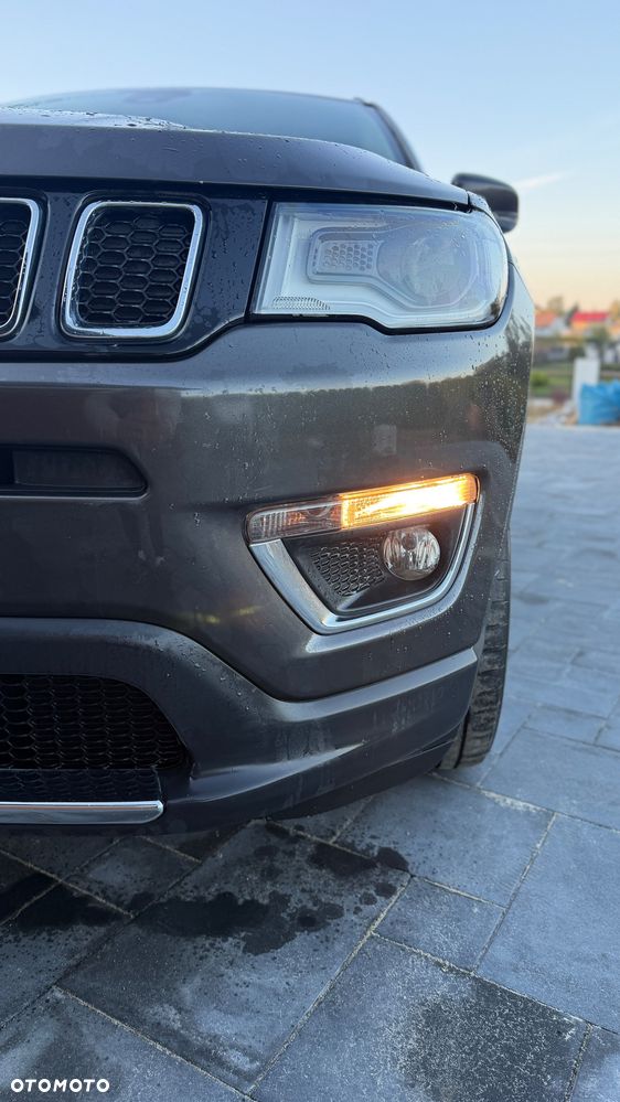 Jeep Compass 2.0 MultiJet Active Drive Longitude - 17