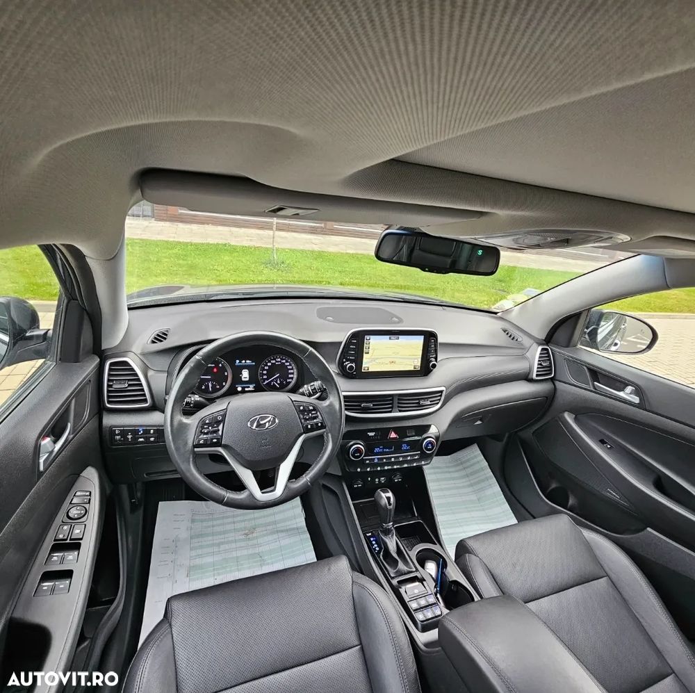 Hyundai Tucson - 8
