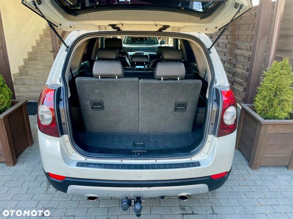 Chevrolet Captiva 2.4 2WD LT - 25