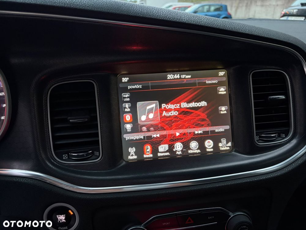 Dodge Charger 5.7 V8 RT - 10