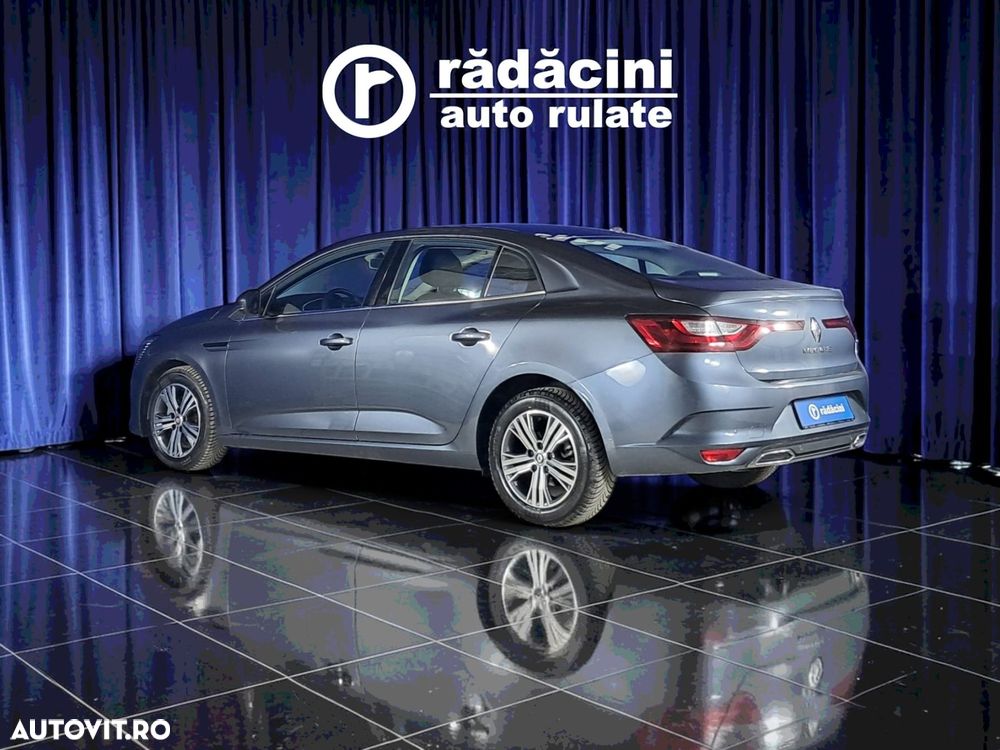 Renault Megane - 8