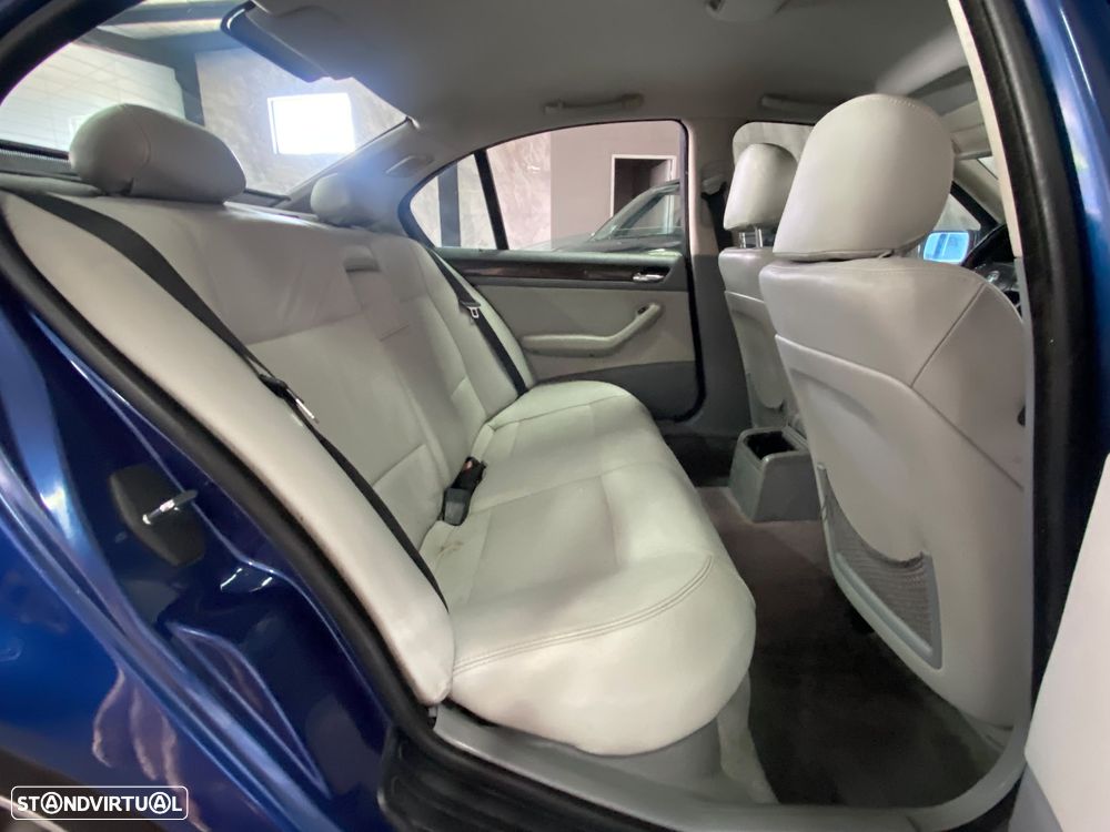 BMW 320 d - 10