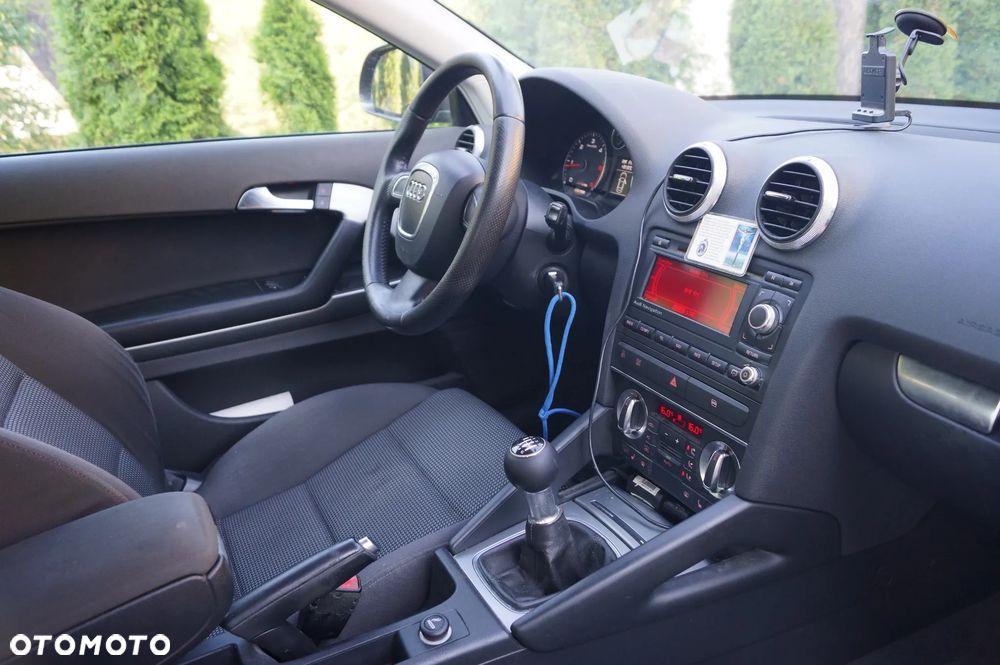 Audi A3 3-drzwiowe 2.0 TDI Attraction - 20