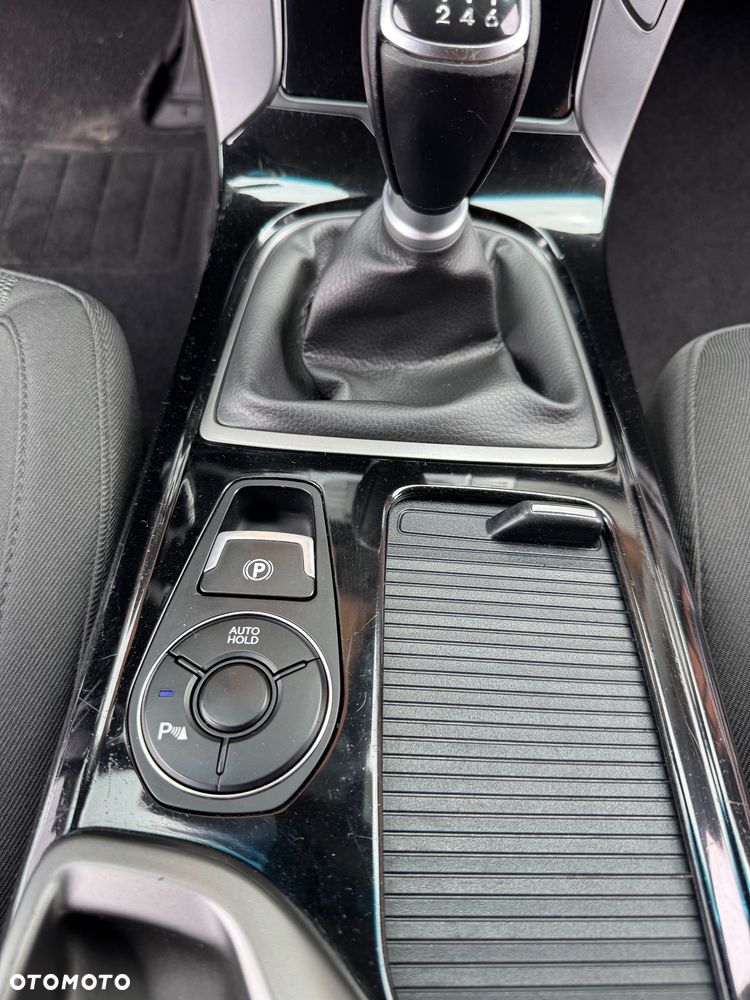 Hyundai i40 i40cw 1.6 Fifa World Cup Edition - 31