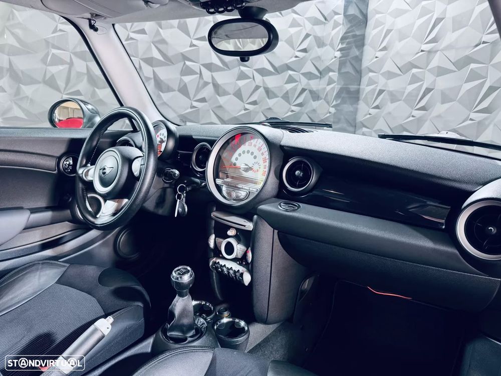 MINI Clubman Cooper - 16