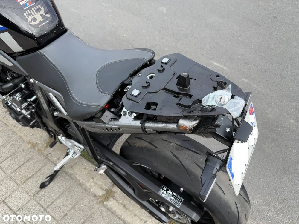 Suzuki GSX-R - 26