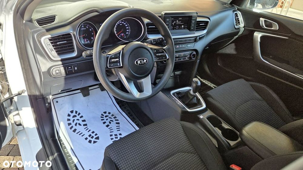 Kia Ceed 1.4 M - 13