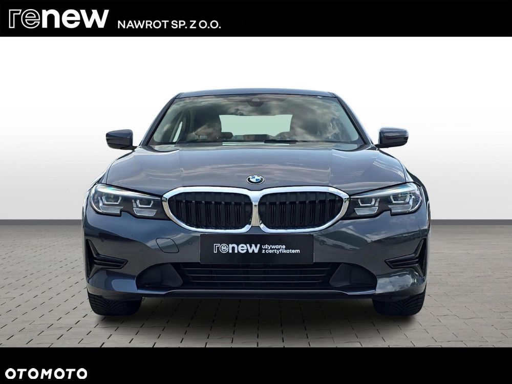 BMW Seria 3 318d - 8