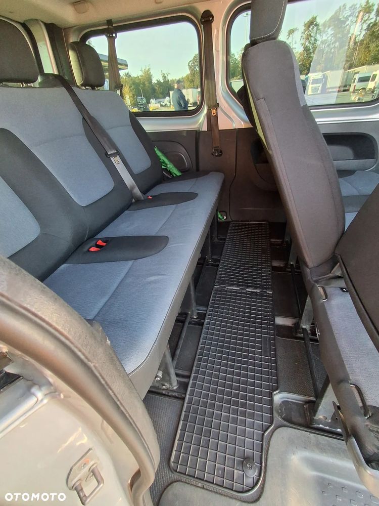 Opel Vivaro L2H1 2.9t Edition - 10