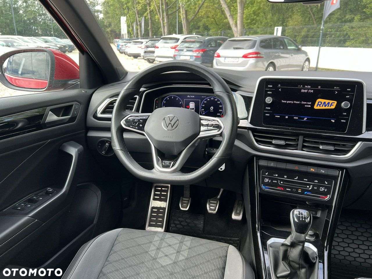 Volkswagen T-Roc 1.5 TSI R-Line - 22