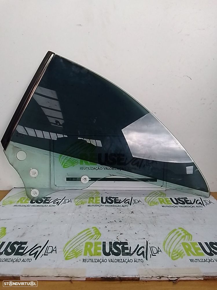 Vidro Lateral Trás Esq Mercedes-Benz Clk (C209) - 1