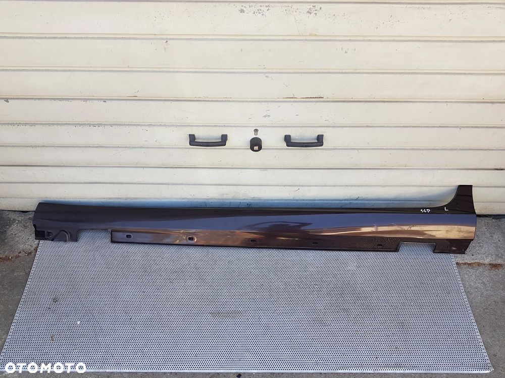 Mercedes W218 CLS Próg Lewy Listwa Progowa Lewa